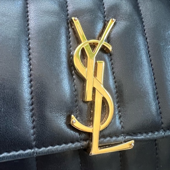 Saint Laurent Vicky Black Quilted Monogram Wallet - Picture 3 of 12